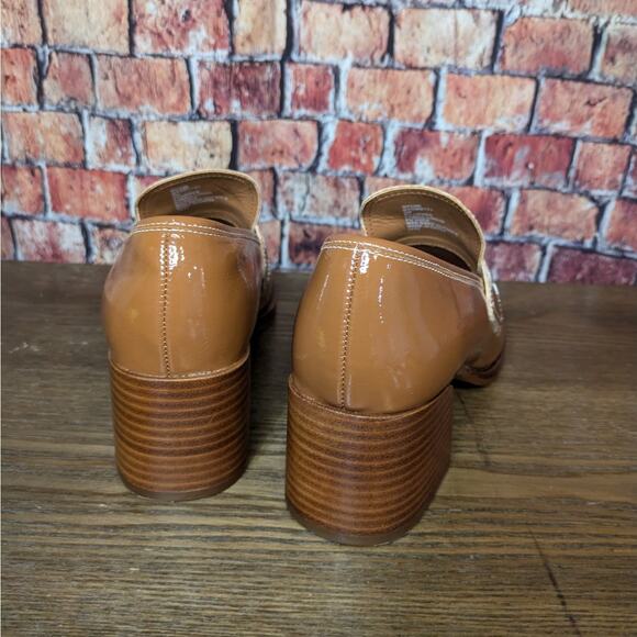 NWOB Steve Madden Nyomi Loafer Pump In Camel Patent Size 9 - Picture 4 of 8